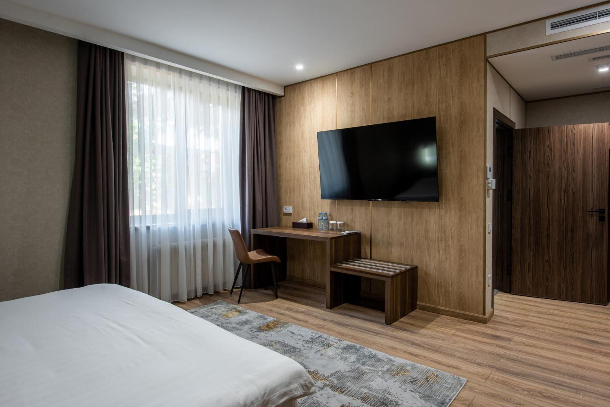 Silk Road Premium Hotel Tashkent Exterior foto