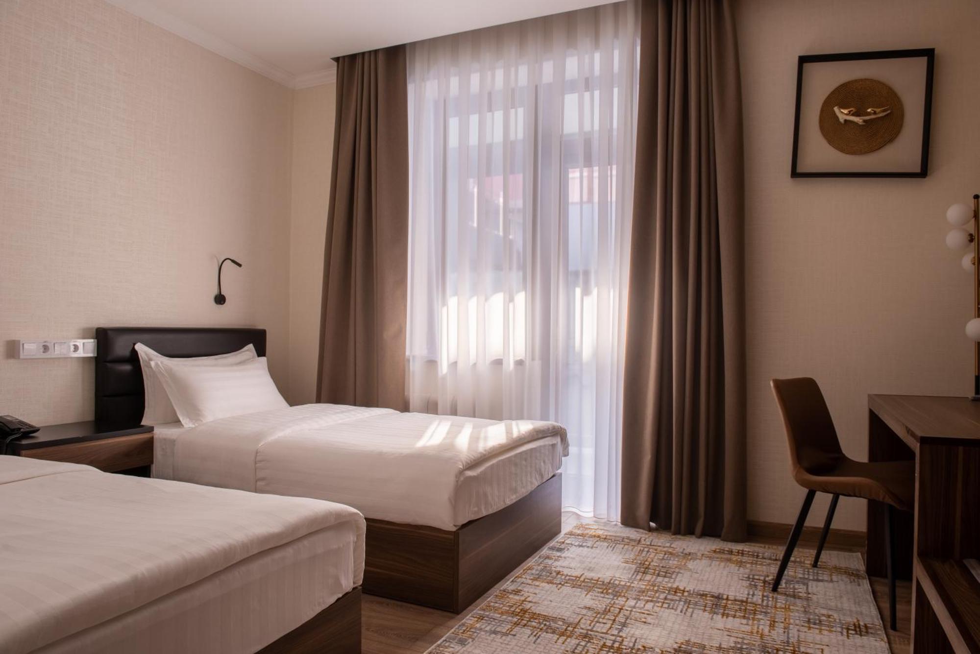 Silk Road Premium Hotel Tashkent Exterior foto